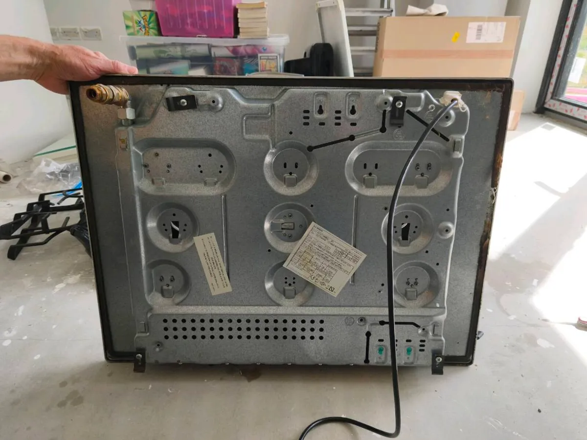 Bosch gas hob - Image 4