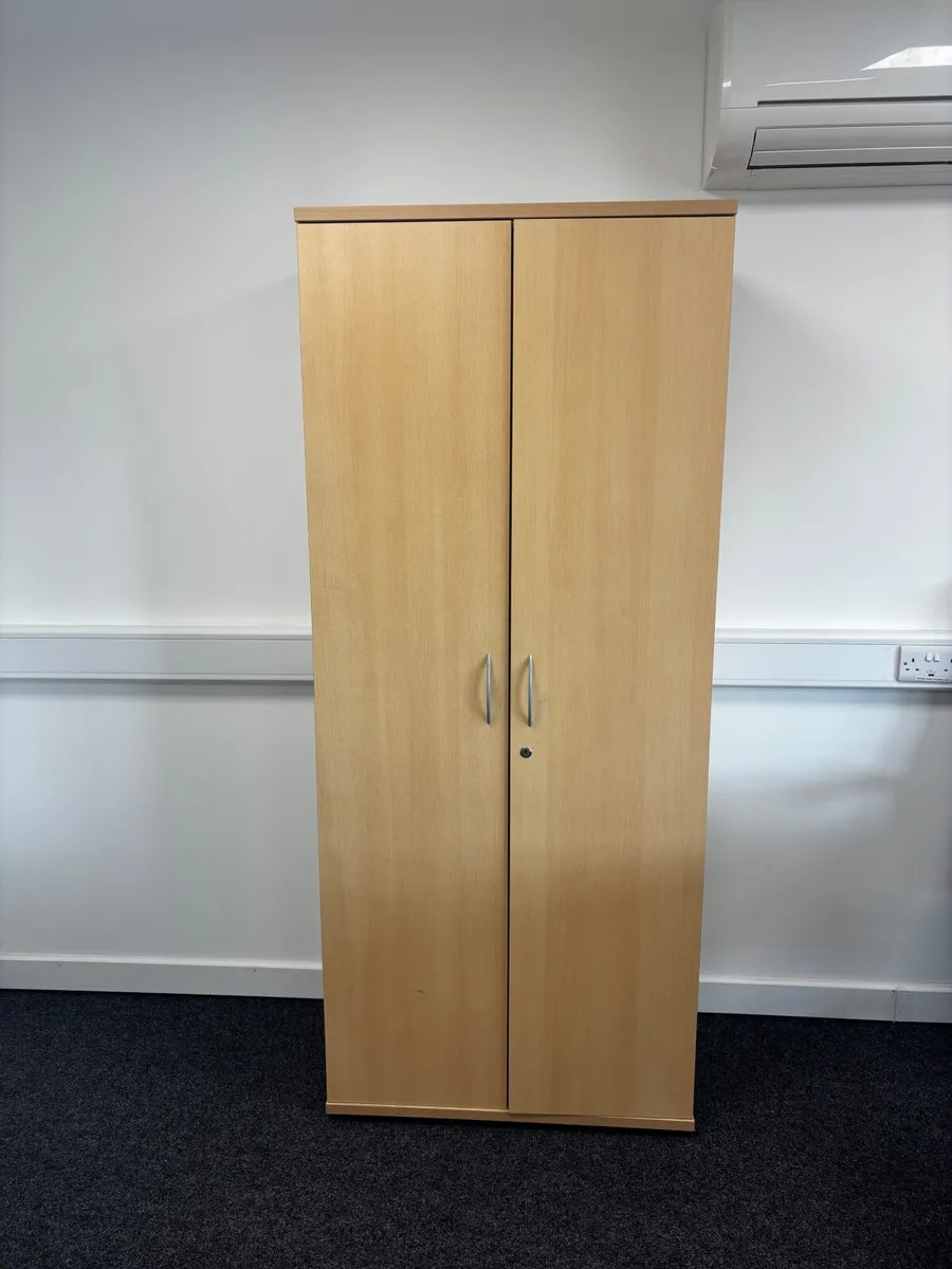 Office furniture - Image 4