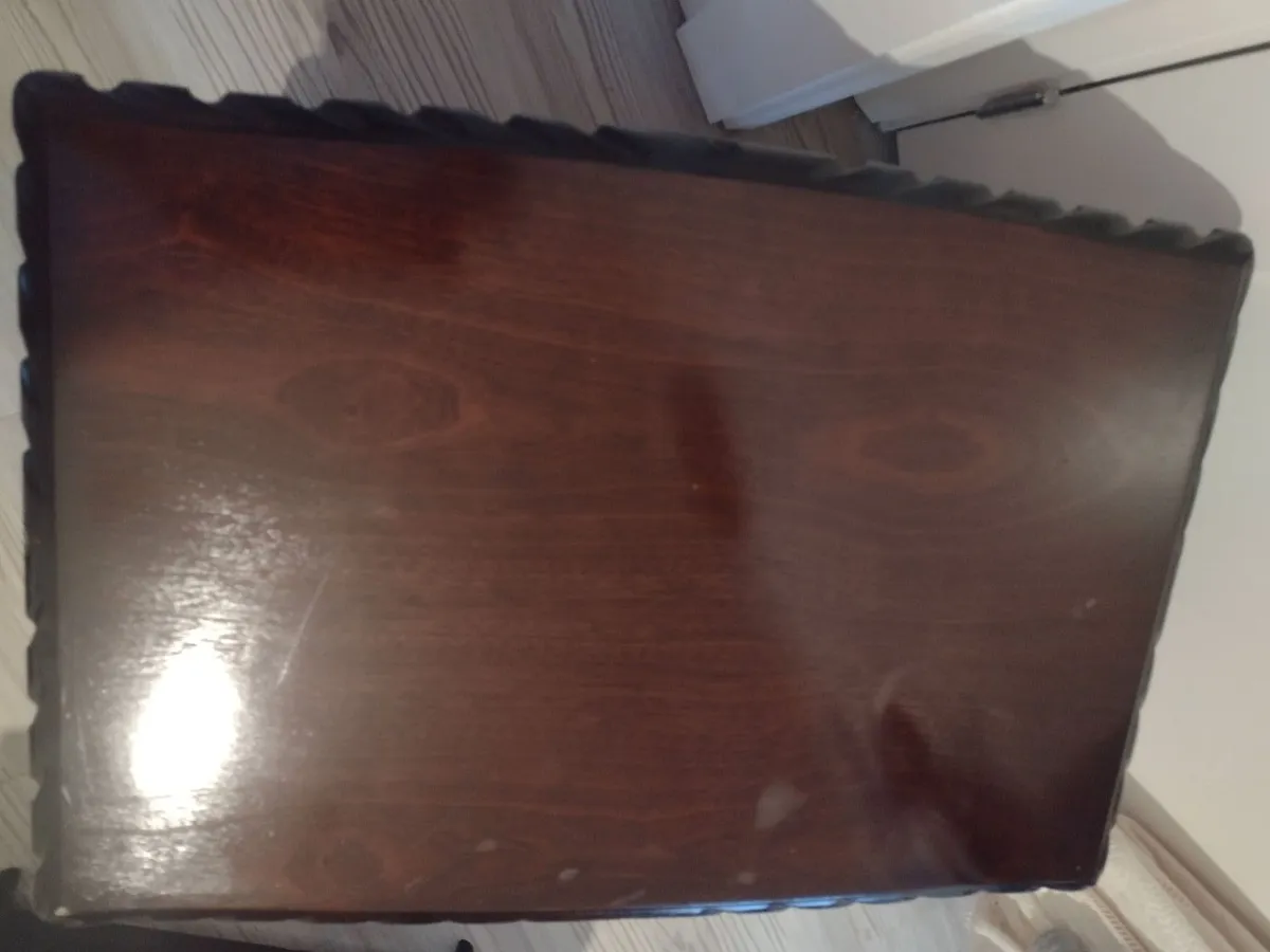 Mahogany coffee table or side table - Image 3