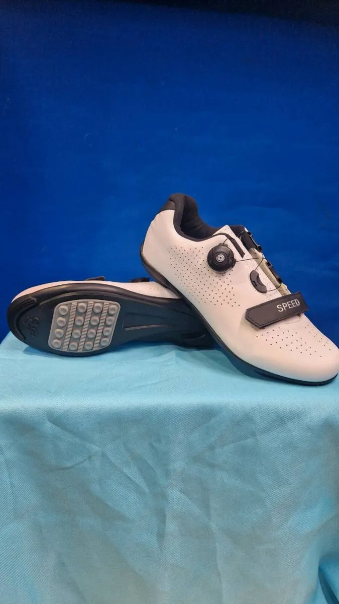 Men's SPEED Road Cycling Shoes — Size UK 7 / EU 41 - Image 1