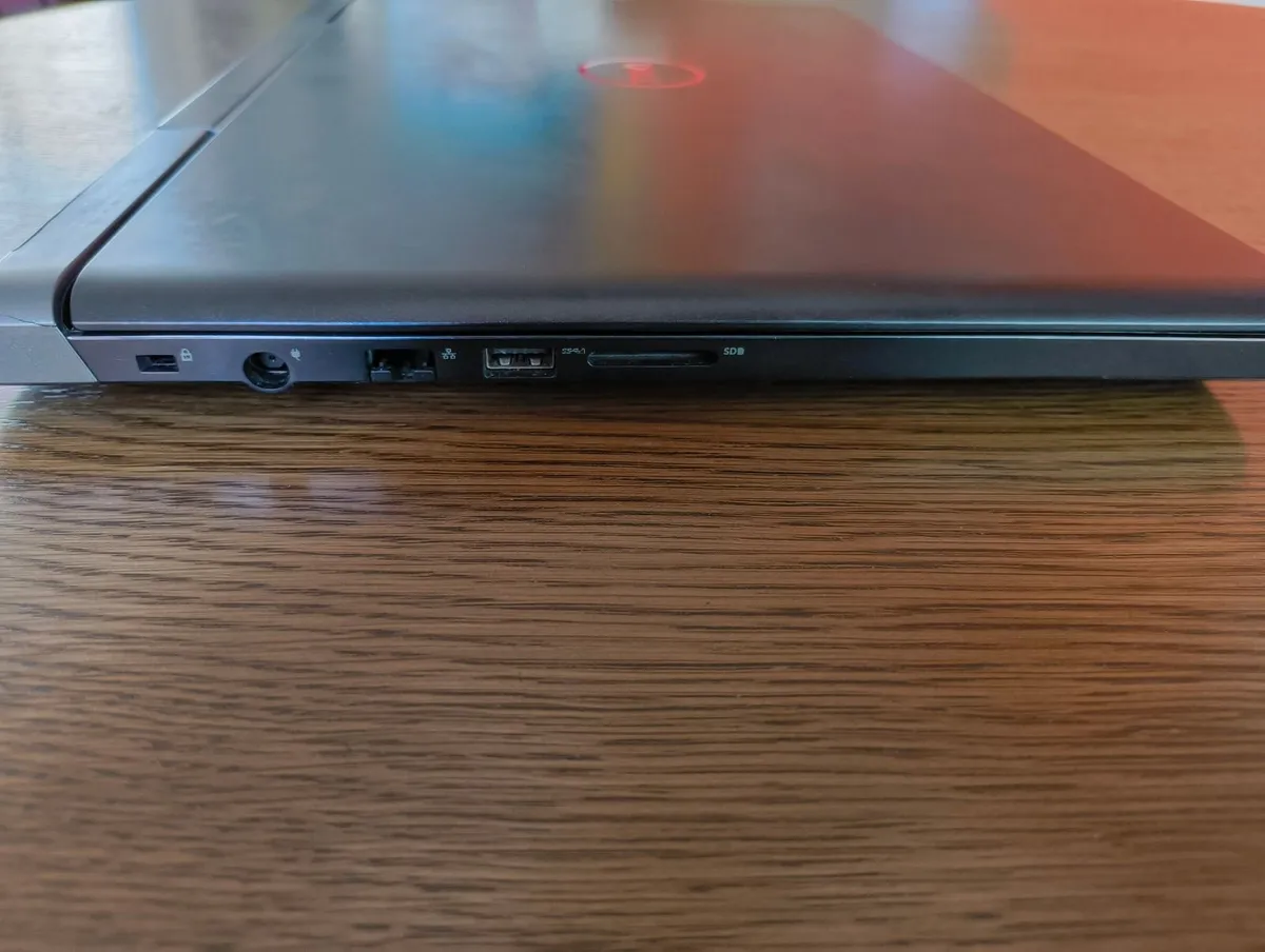 Gaming Laptop Dell G5 15 5587 - Image 4