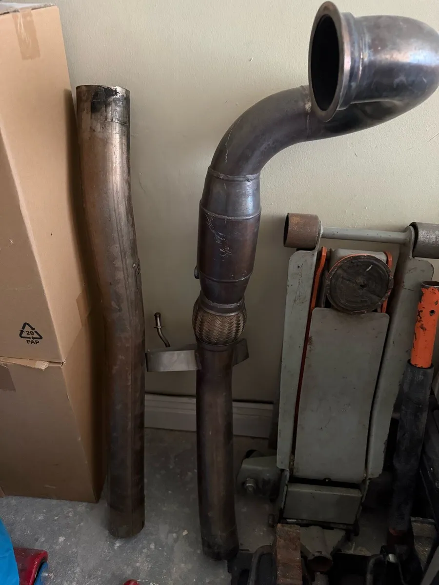 Mk7 r / s3 scorpion downpipe - Image 1