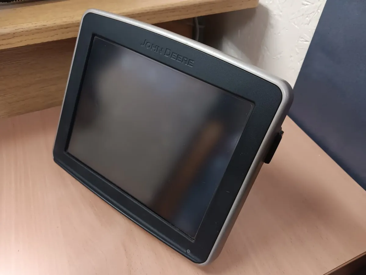 John Deere GreenStar 2630 Universal Display - Image 2