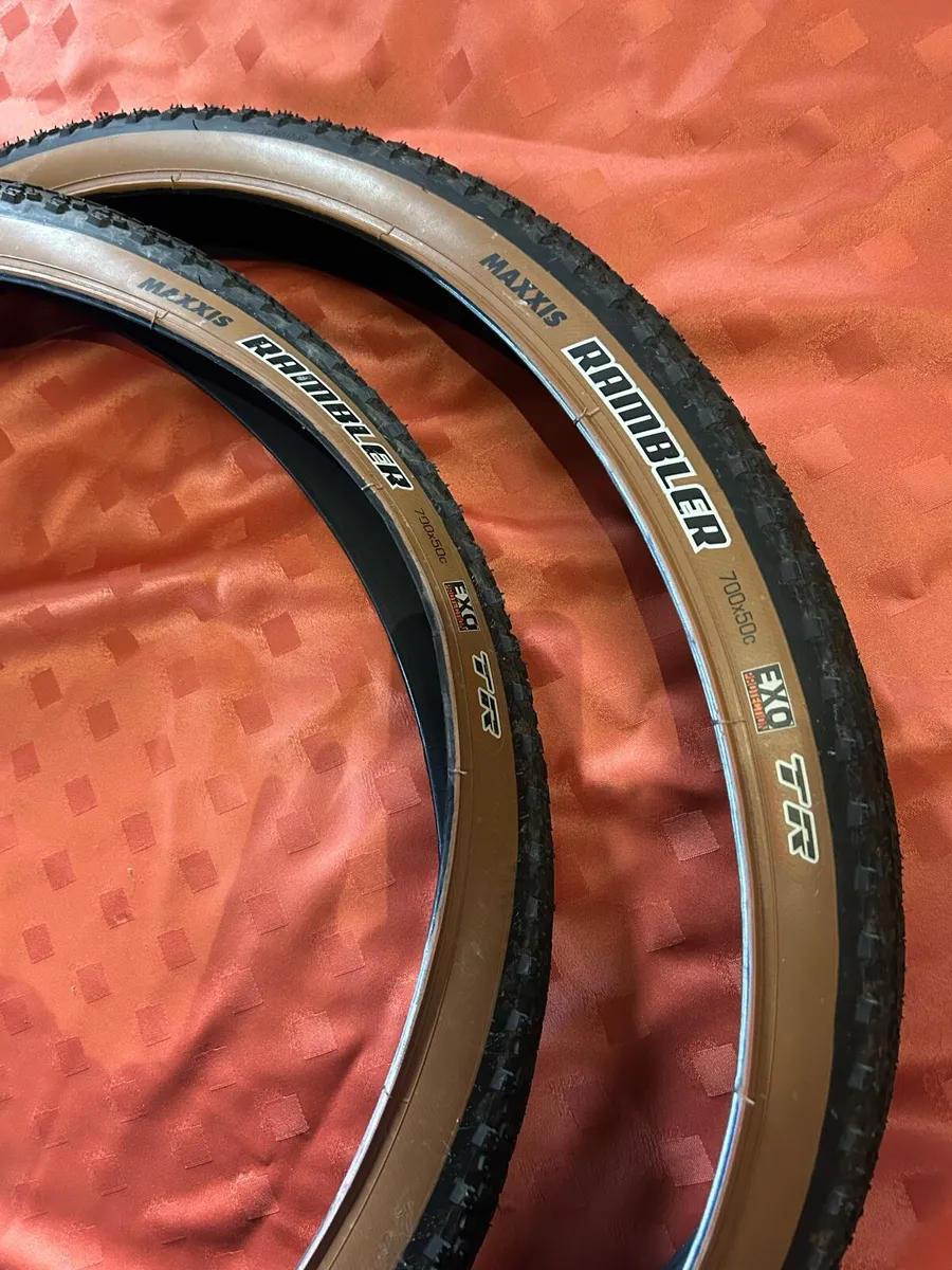 Bike tyres Maxxis 50 and Panracer 35 - Image 1