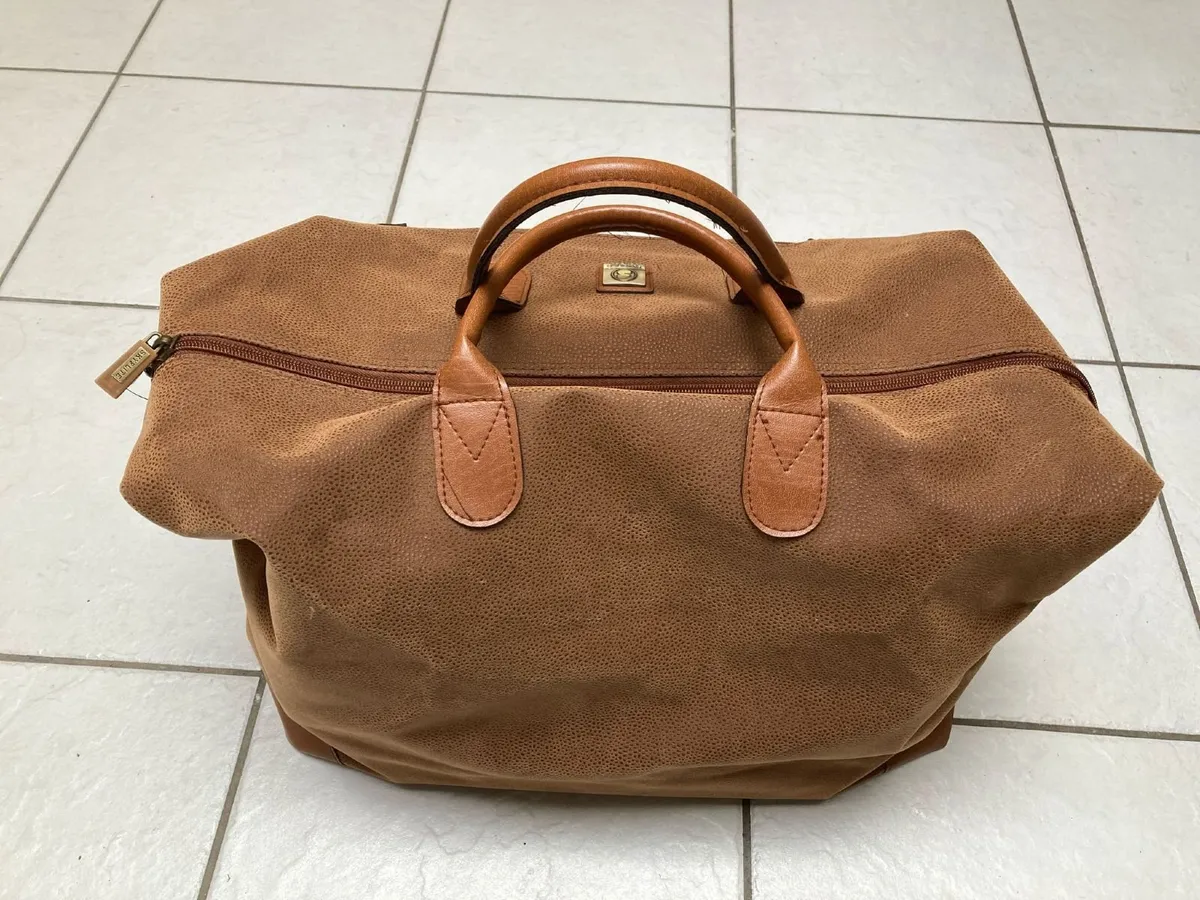 Skyflite London Faux Leather Weekend Travel Bag - Image 3