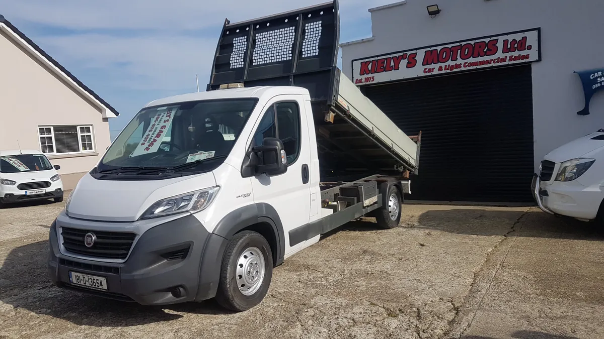 Fiat Ducato TIPPER 2018 LOW KM VAT INVOICE - Image 2
