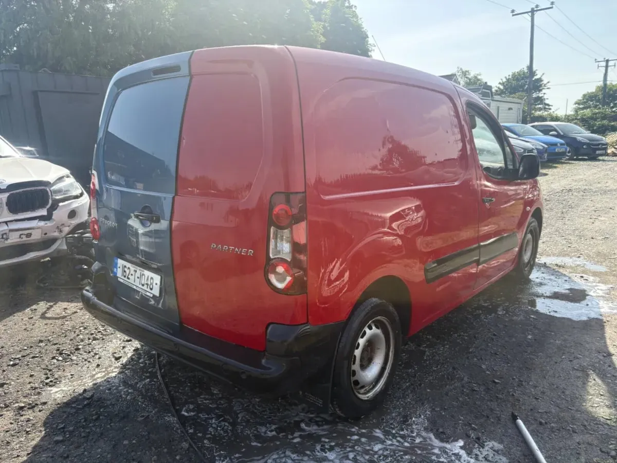 2016 Peugoet Partner 1.6 Diesel driving - Image 2