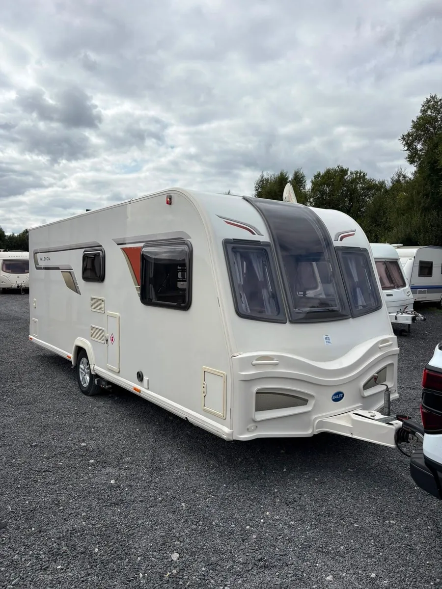 2015 Bailey unicorn 4 berth fixed bed Caravan - Image 3