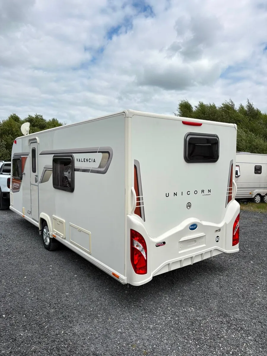 2015 Bailey unicorn 4 berth fixed bed Caravan - Image 4