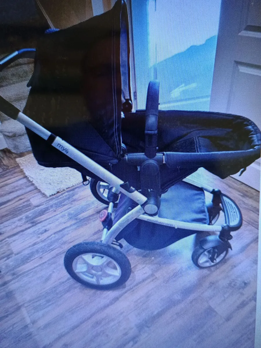 Child pram - Image 2