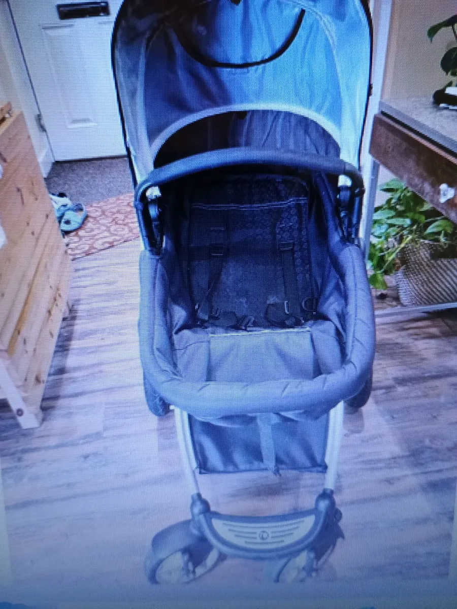 Child pram - Image 4