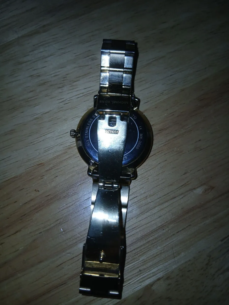 Watch - Image 2