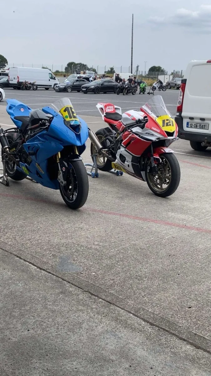 Yamaha r6 racebike track bike - Image 4