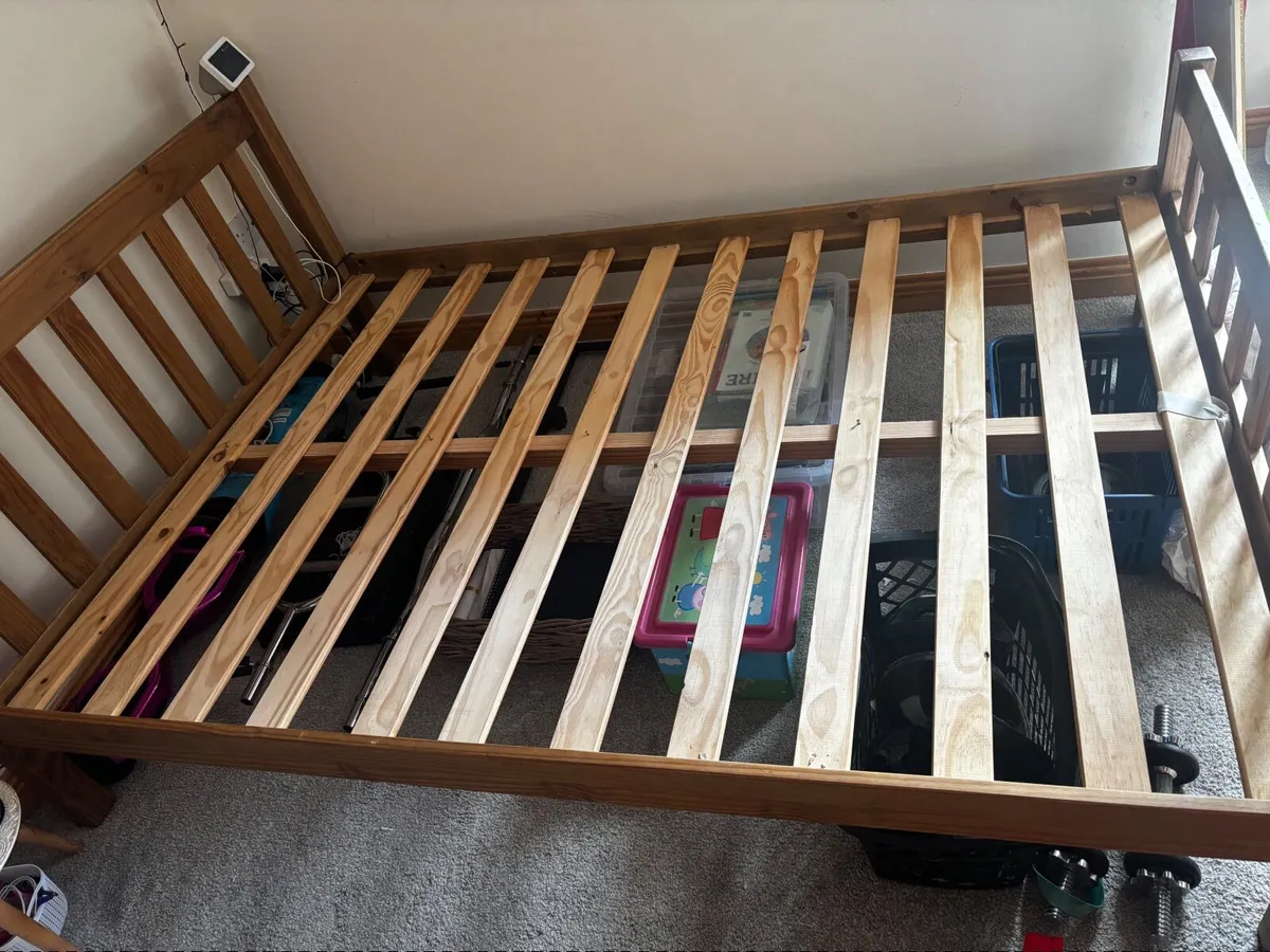 Free double Bed wooden - Image 2