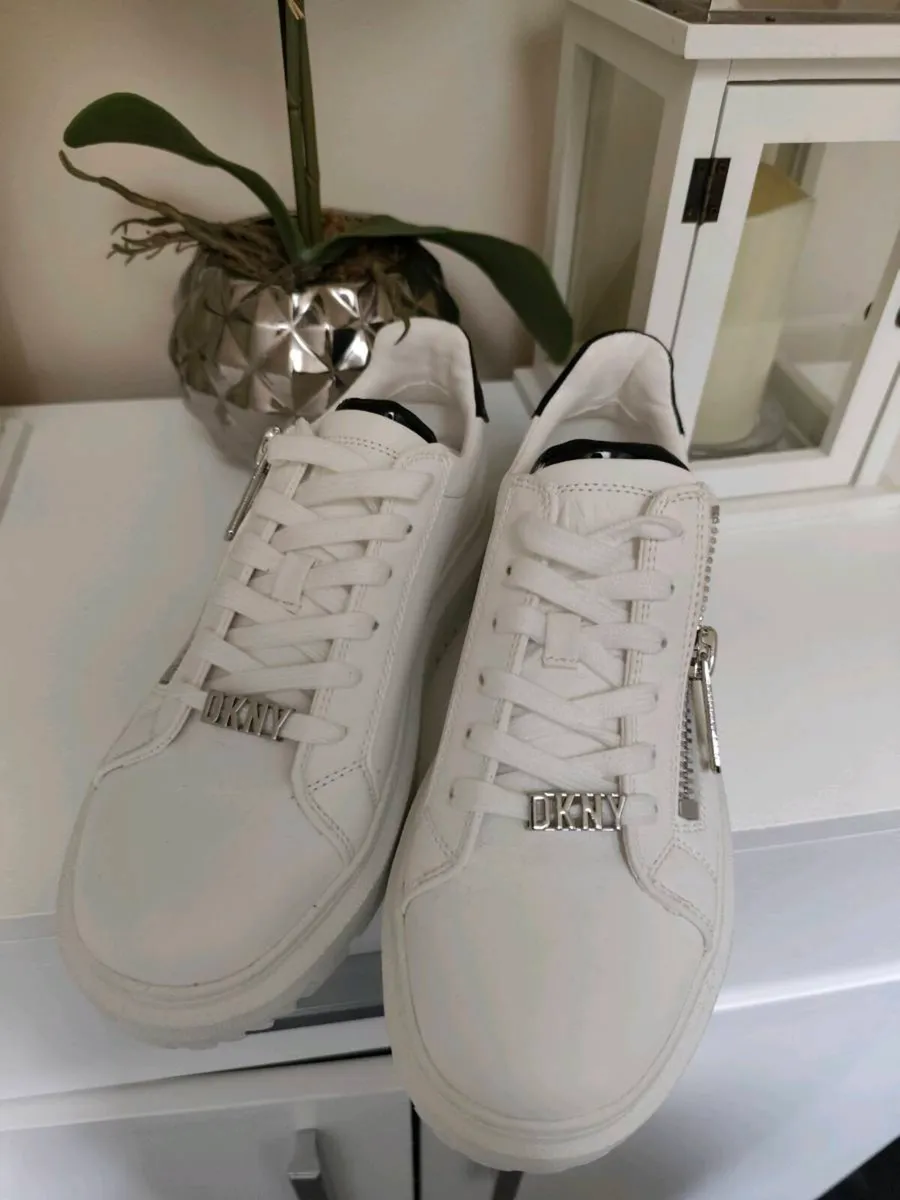 Ladies DKNY shoes - Image 1