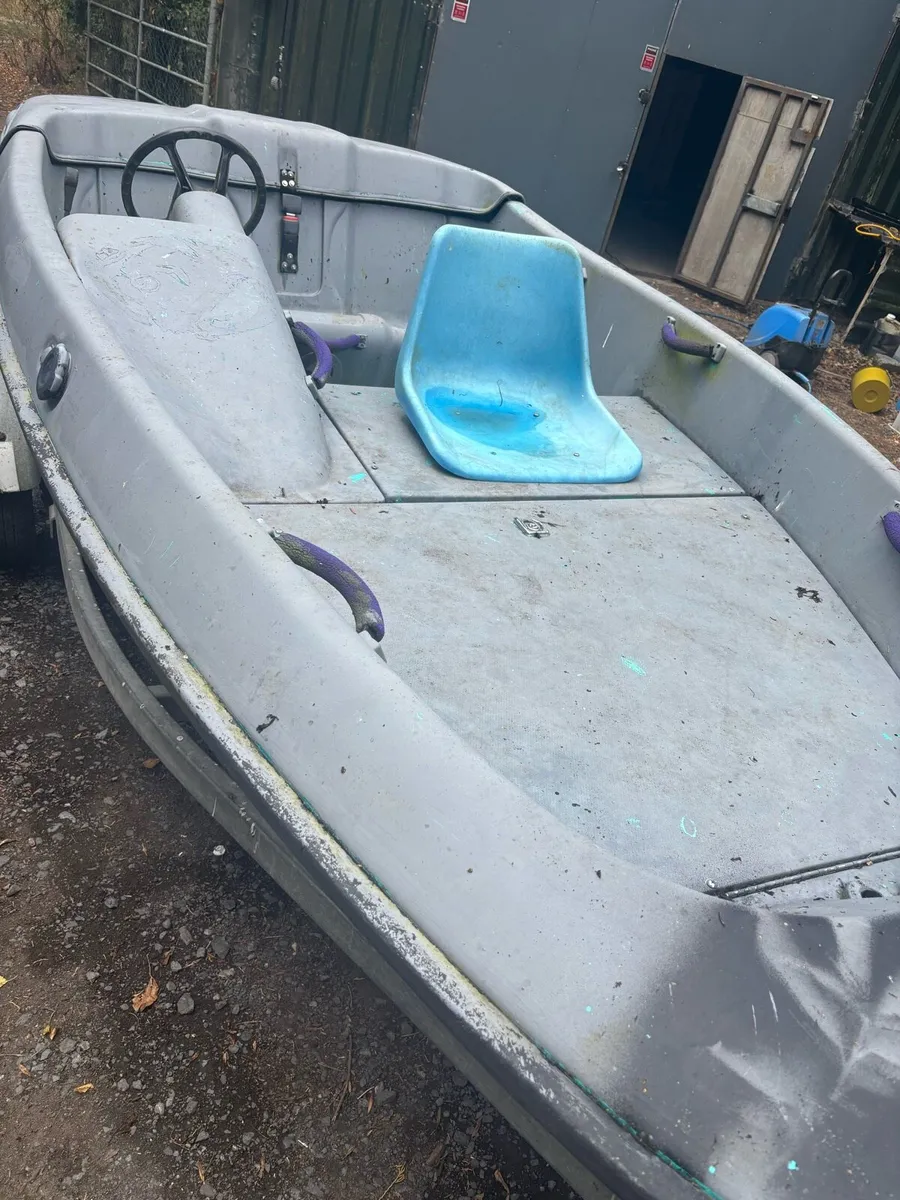 Bayliner jazz jet boat - Image 3