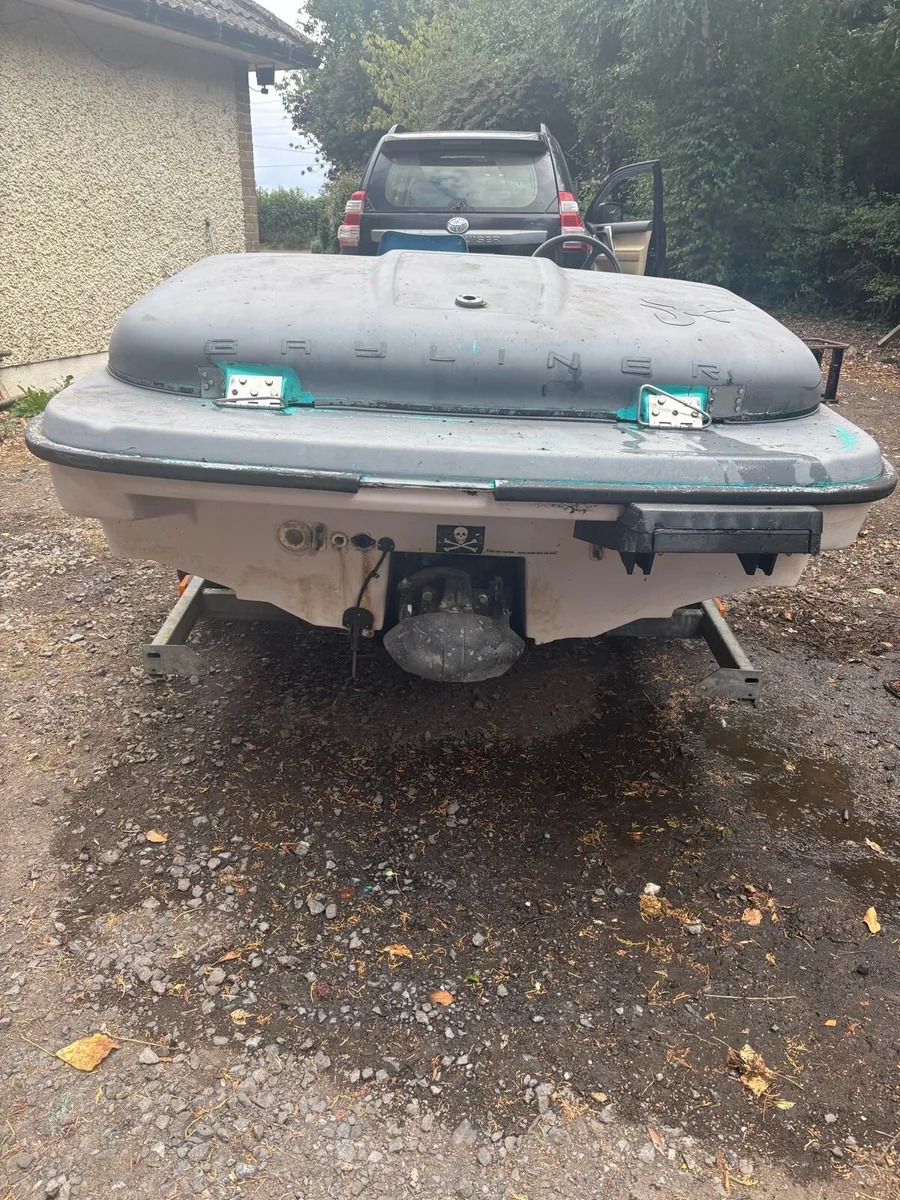 Bayliner jazz jet boat - Image 4