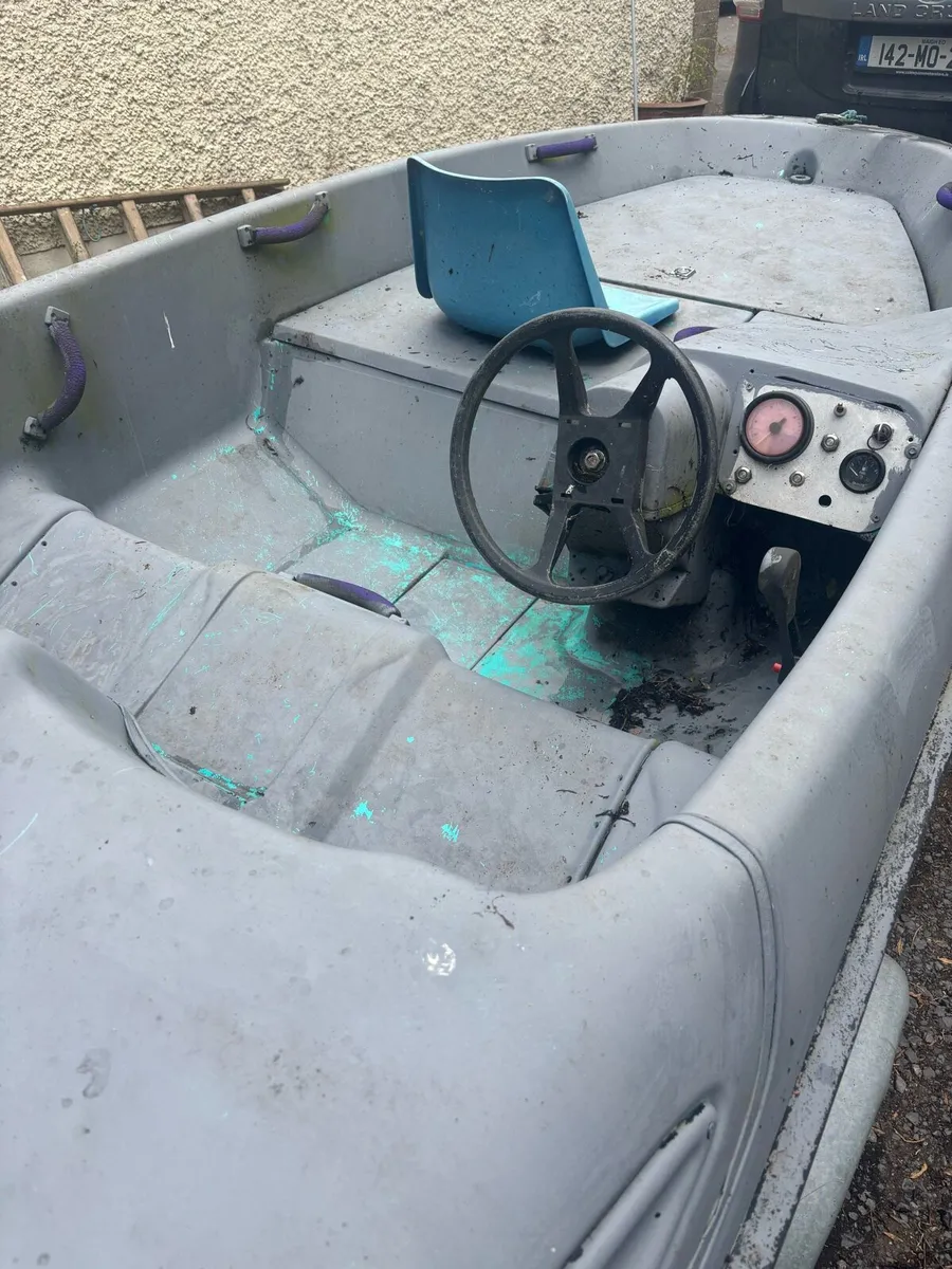 Bayliner jazz jet boat - Image 2