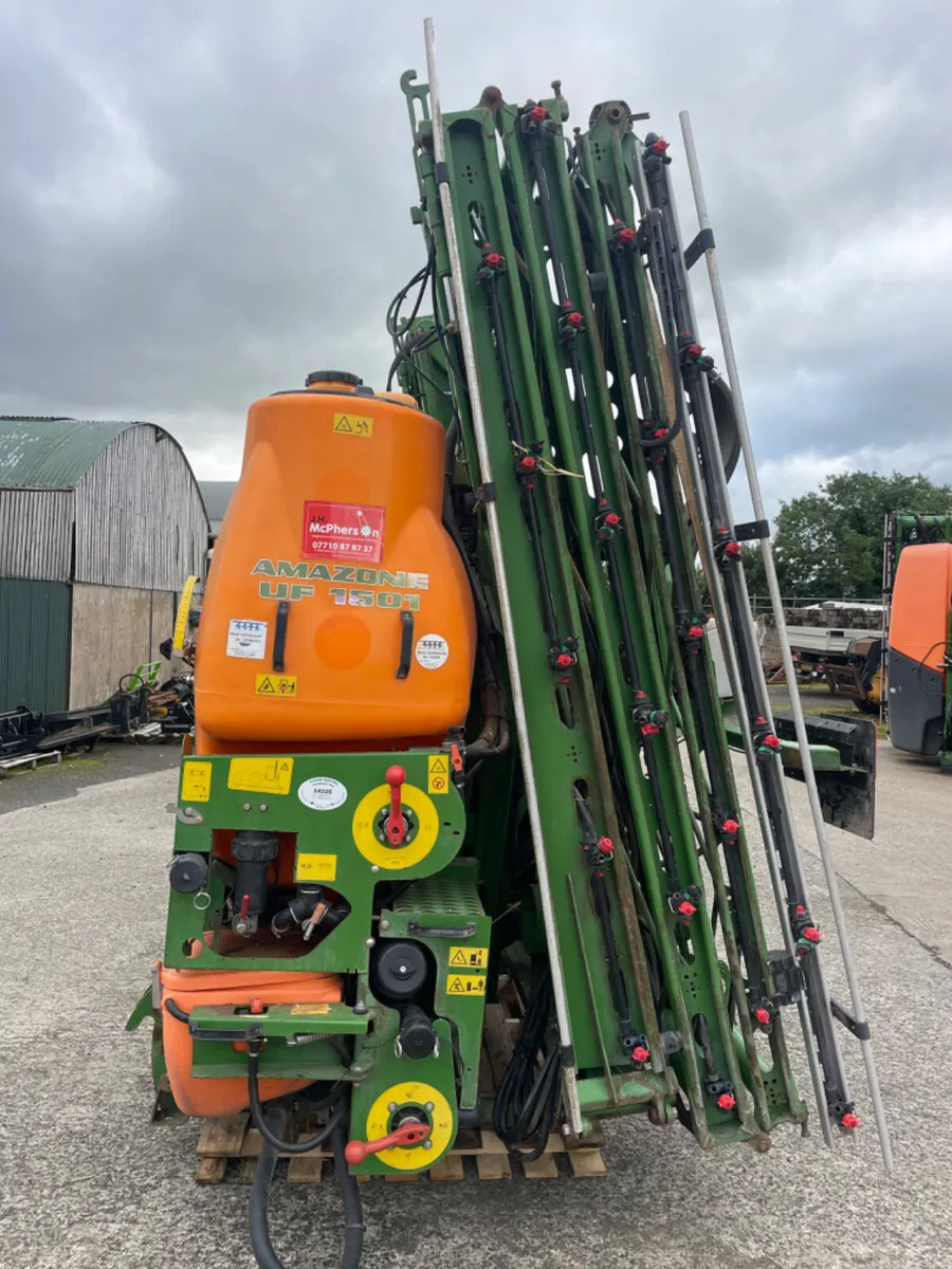 Amazone UF1501 sprayer - Image 4