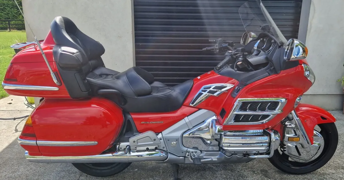 Honda GL1800 Goldwing - Image 1