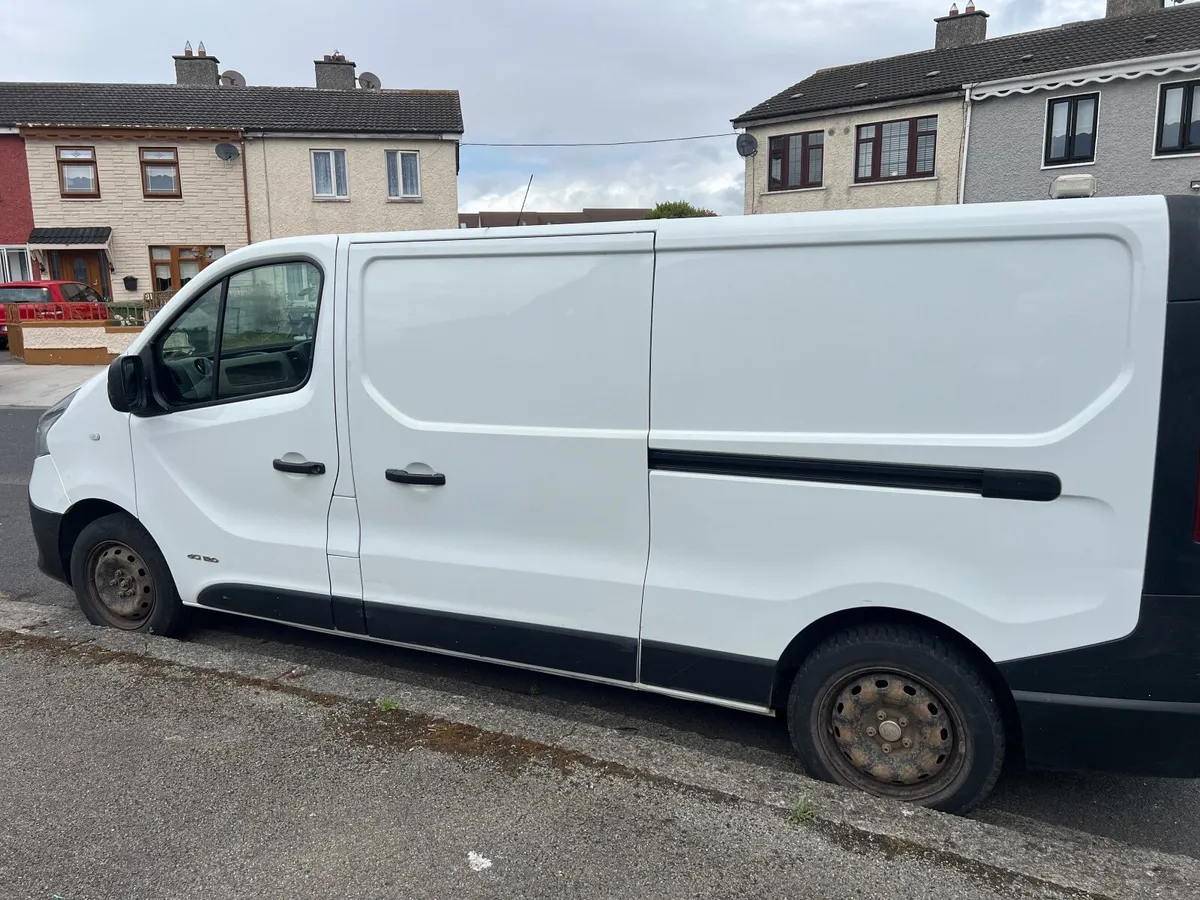 Renault Trafic 2017 - Image 3