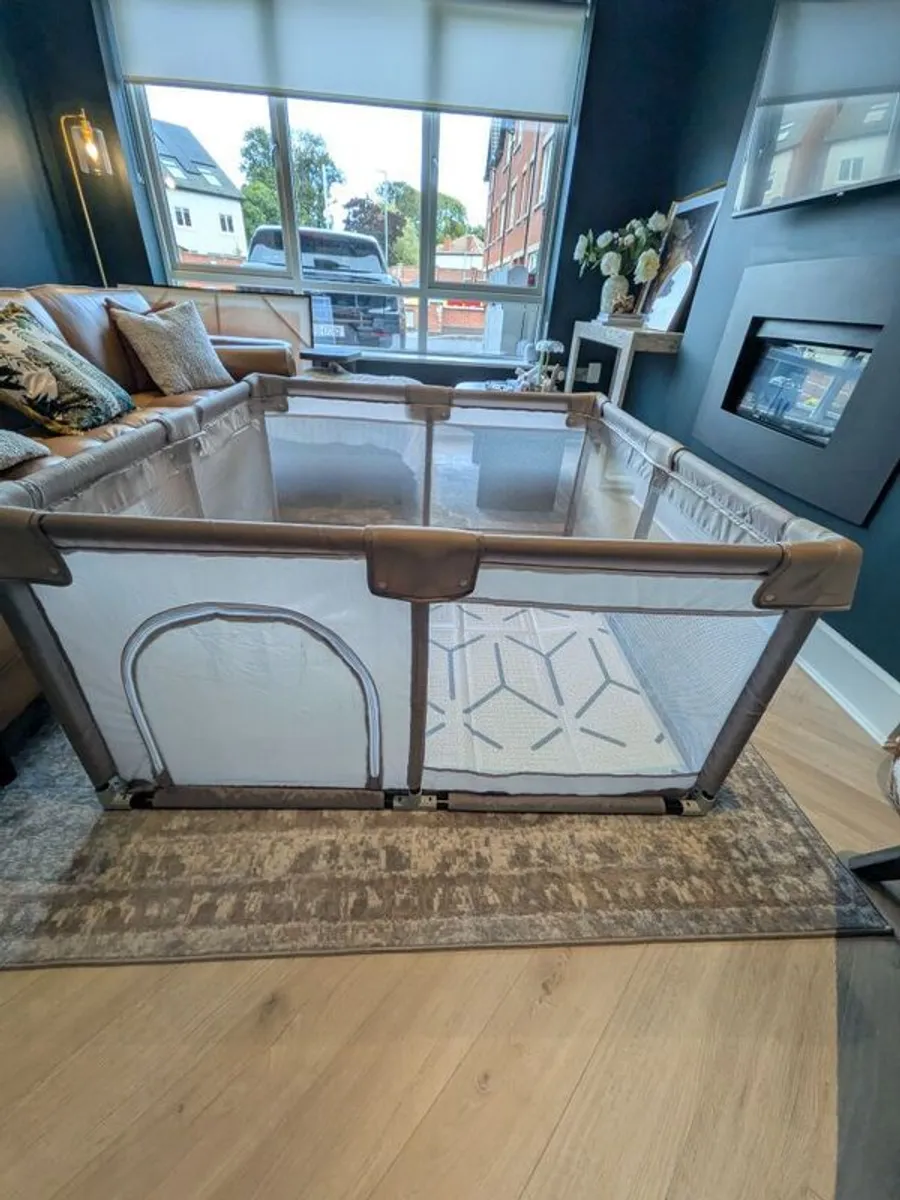 Foldable playpen for baby and toddler - Image 2