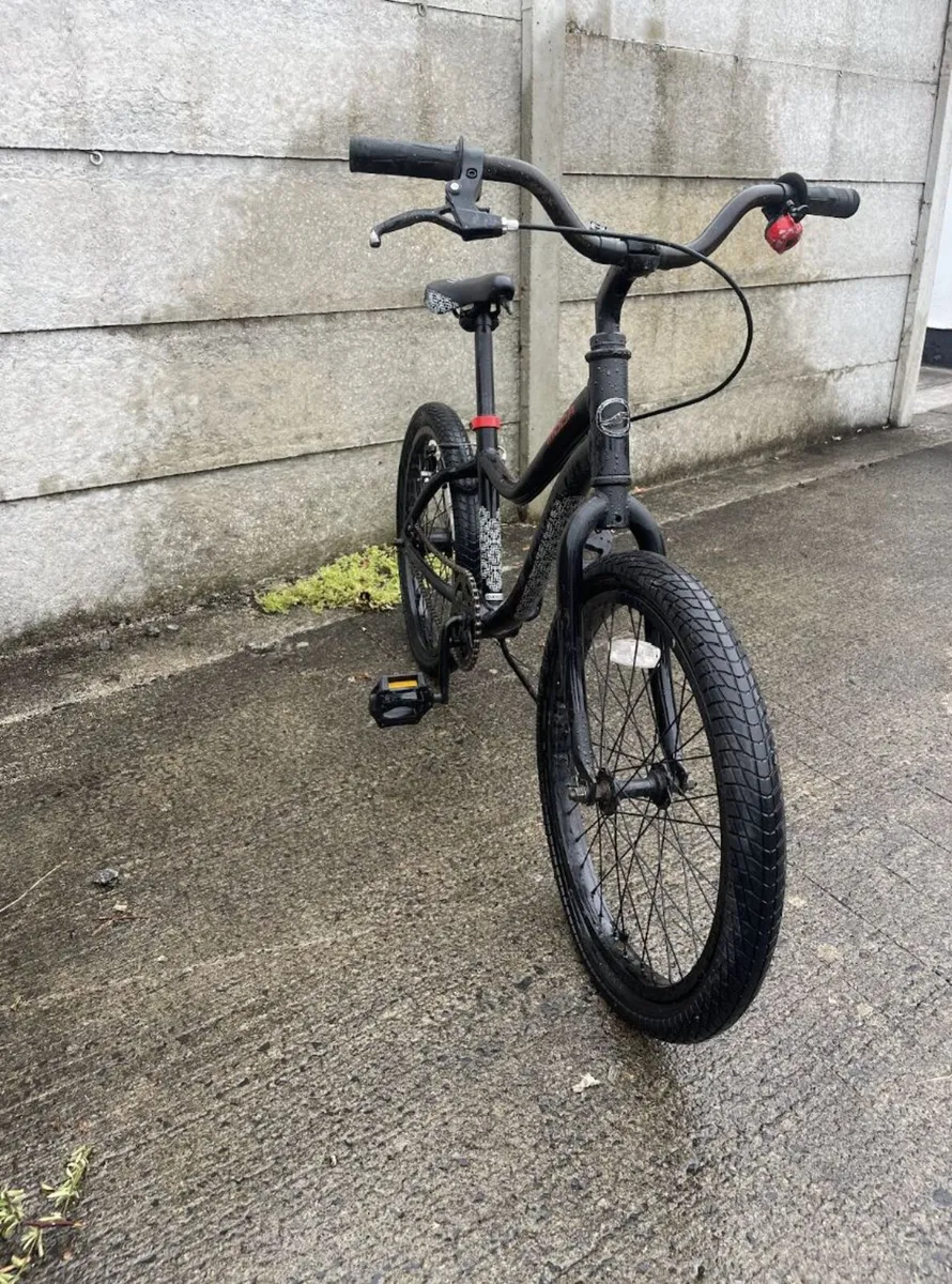 Giant Moda 20-Inch Kids' Bike - Image 3