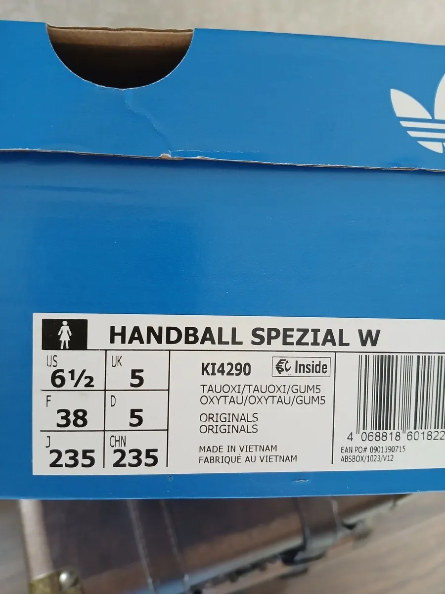 Adidas spezial Brand new in box - Image 3