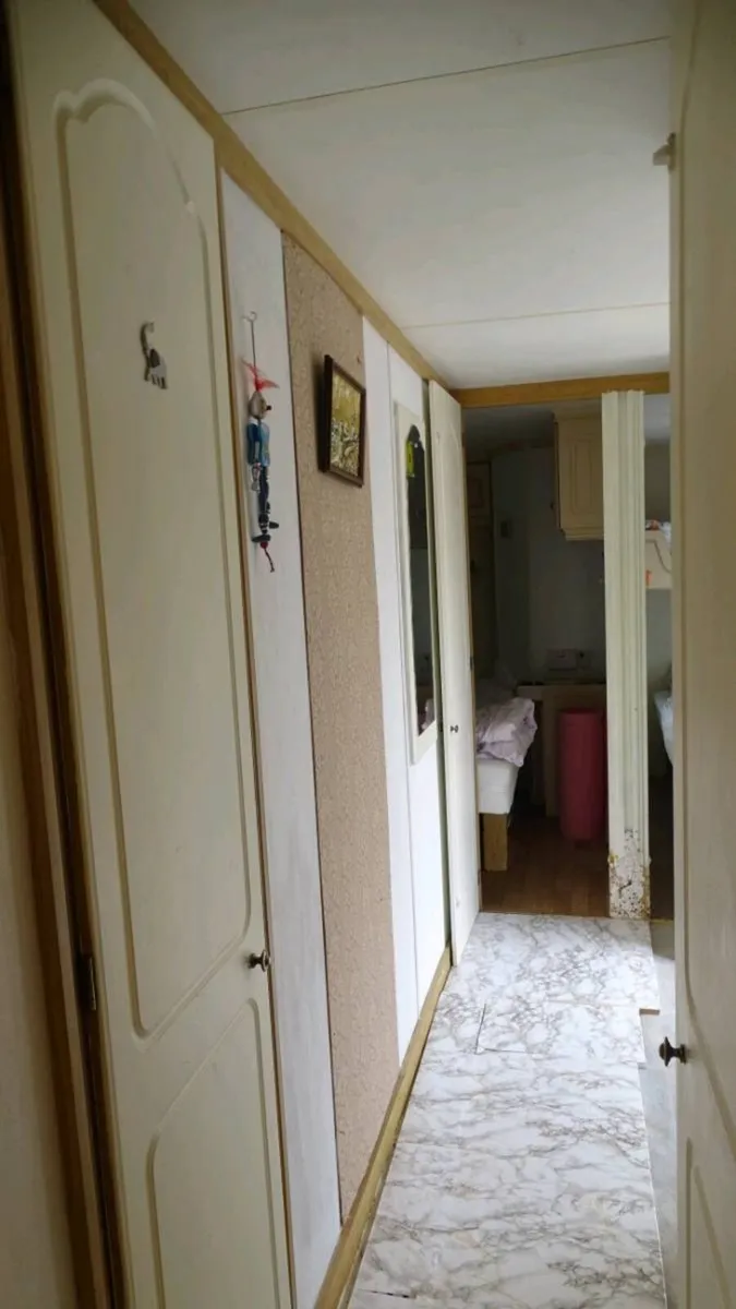 Mobile home - Image 2