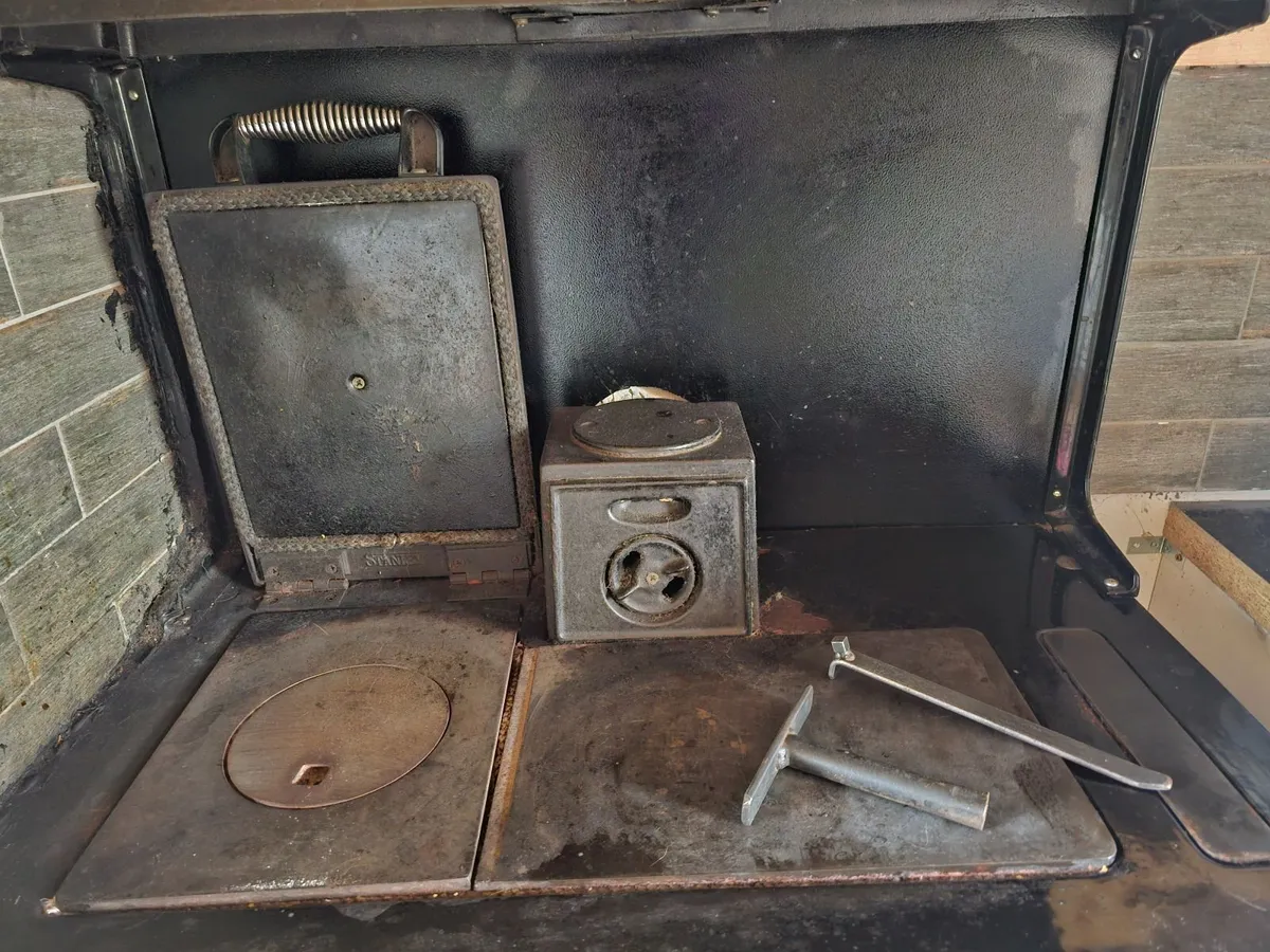 Stanley Comeragh 50 Solid Fuel Range - Image 2