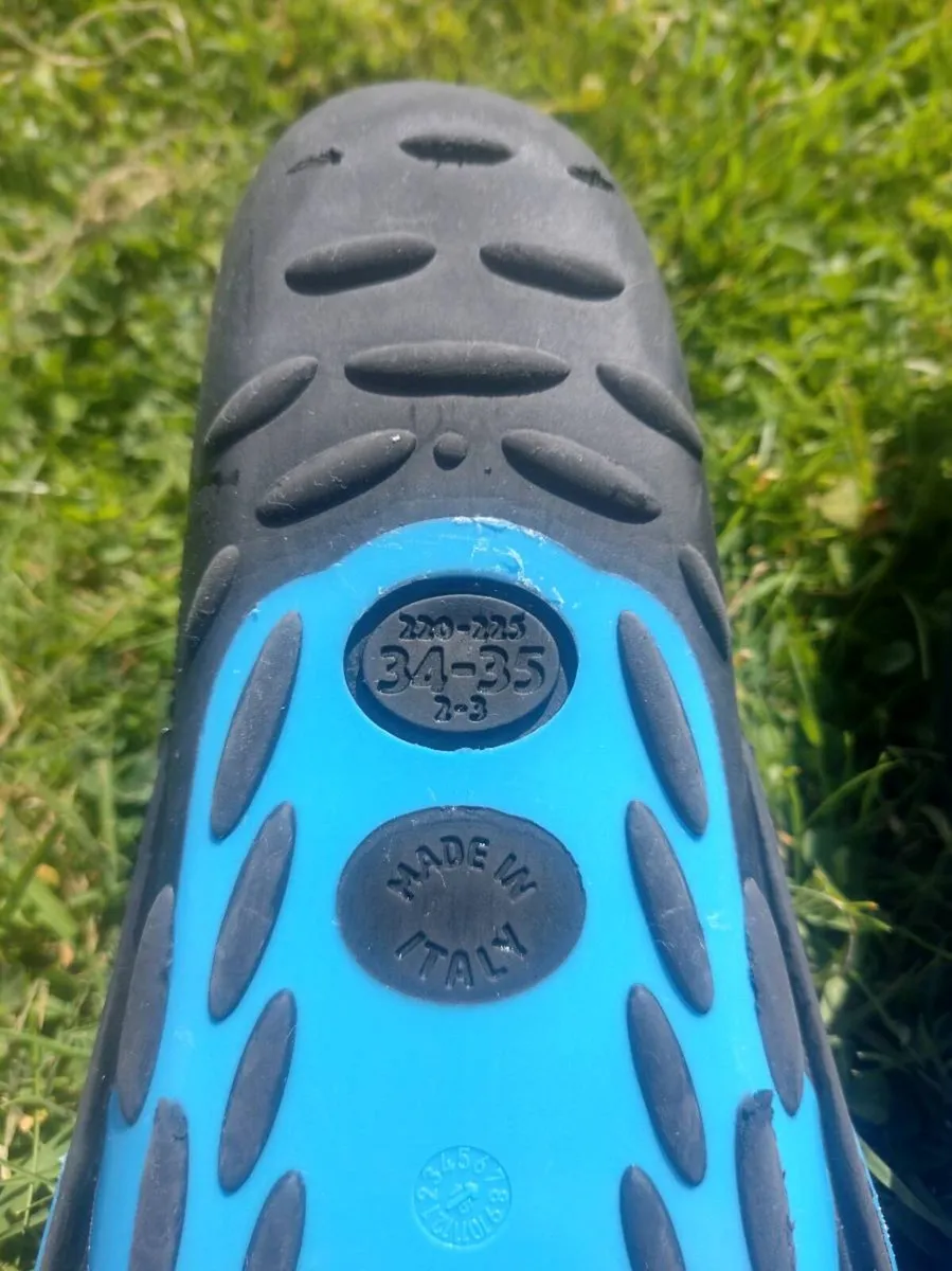 Fins Junior size - Image 2