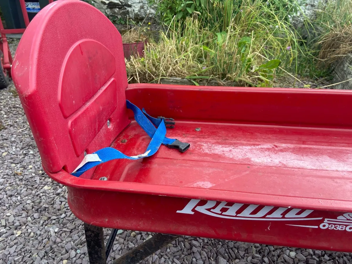 Radio flyer hand truck - Image 2