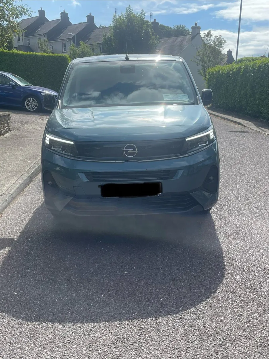 2026 Opel Combo Sportive Automatic - Image 2
