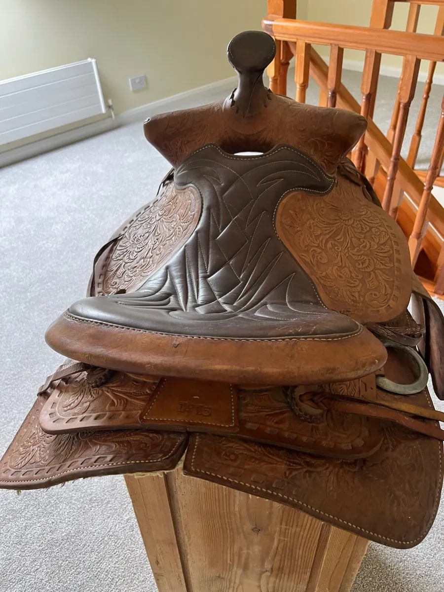 Horse saddle  - western style - Image 2