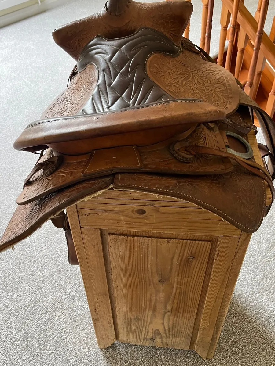 Horse saddle  - western style - Image 4