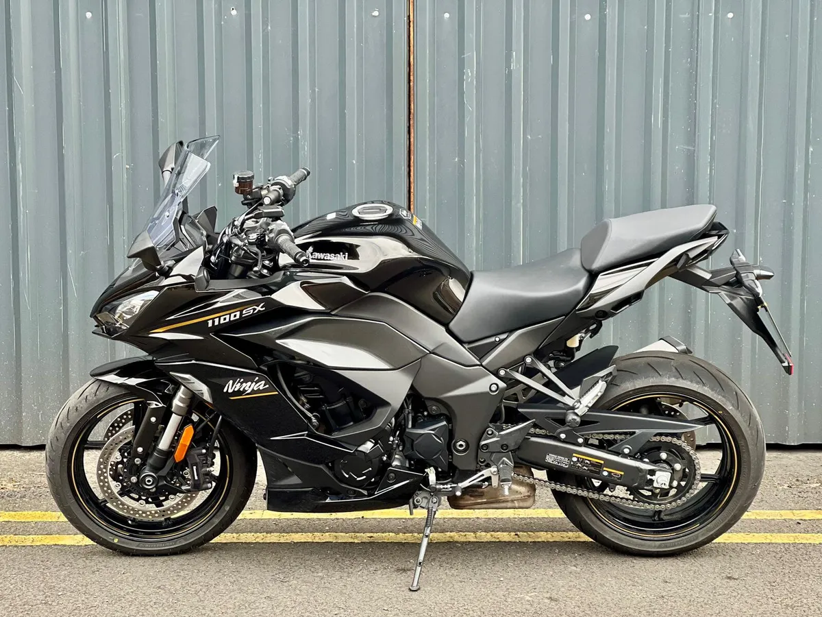Ex-Demo Kawasaki Ninja 1100 SX 2026 - Image 2