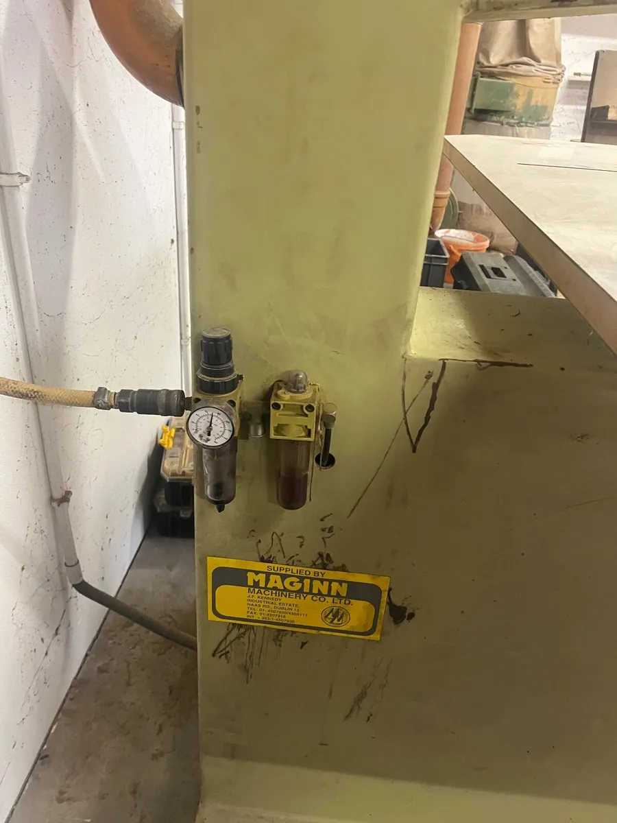 Overhead router - Image 2
