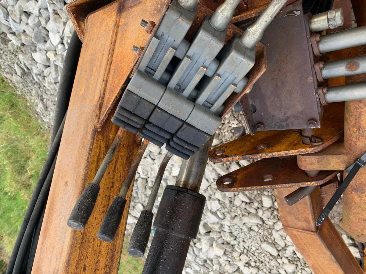 MCCONNEL PA32 RH CUT HEDGER - Image 3