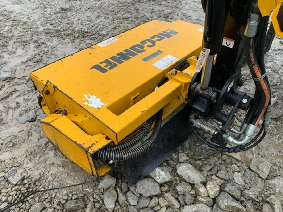 MCCONNEL PA6565T, 2023, with HYD ROLLER - Image 2