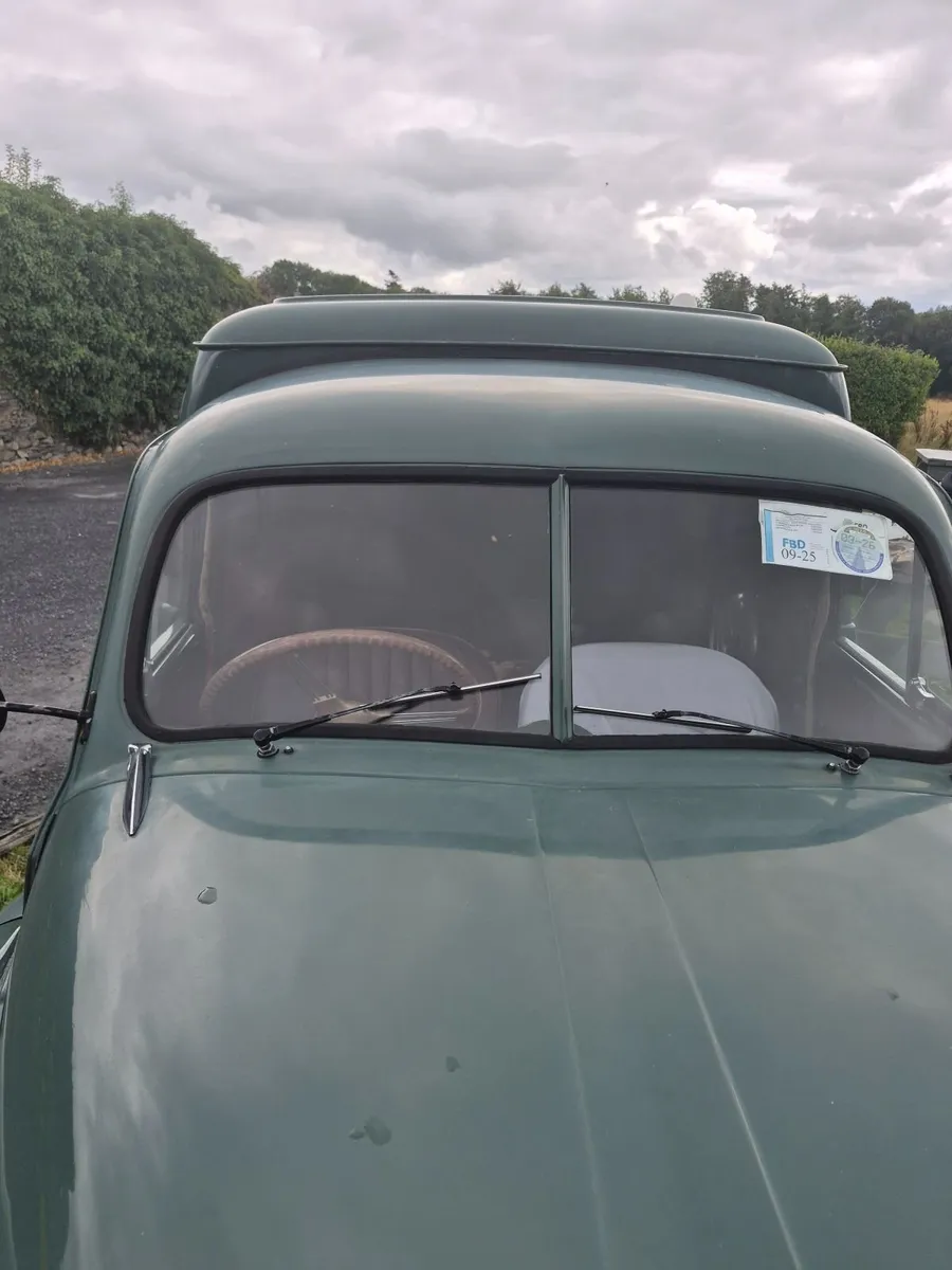 Austin Minor 1956 - Image 1