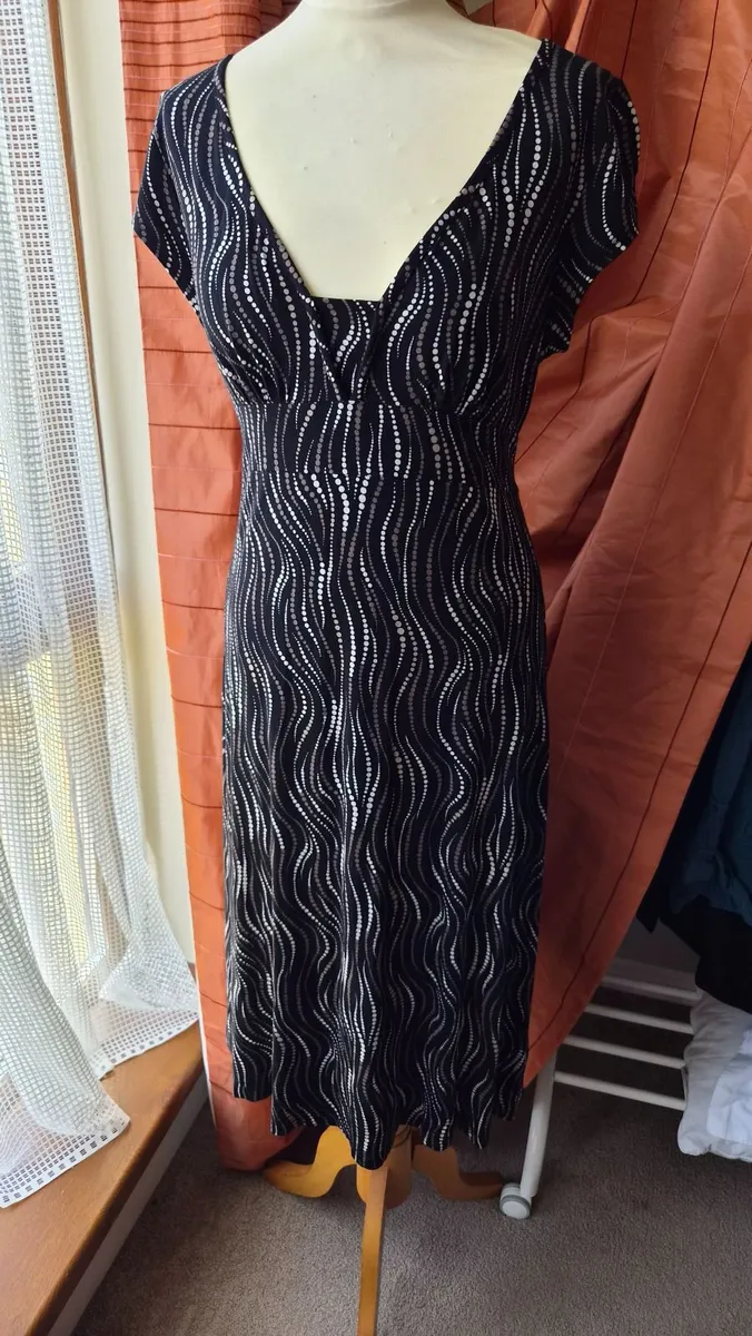 M&S jersey dress - Image 1
