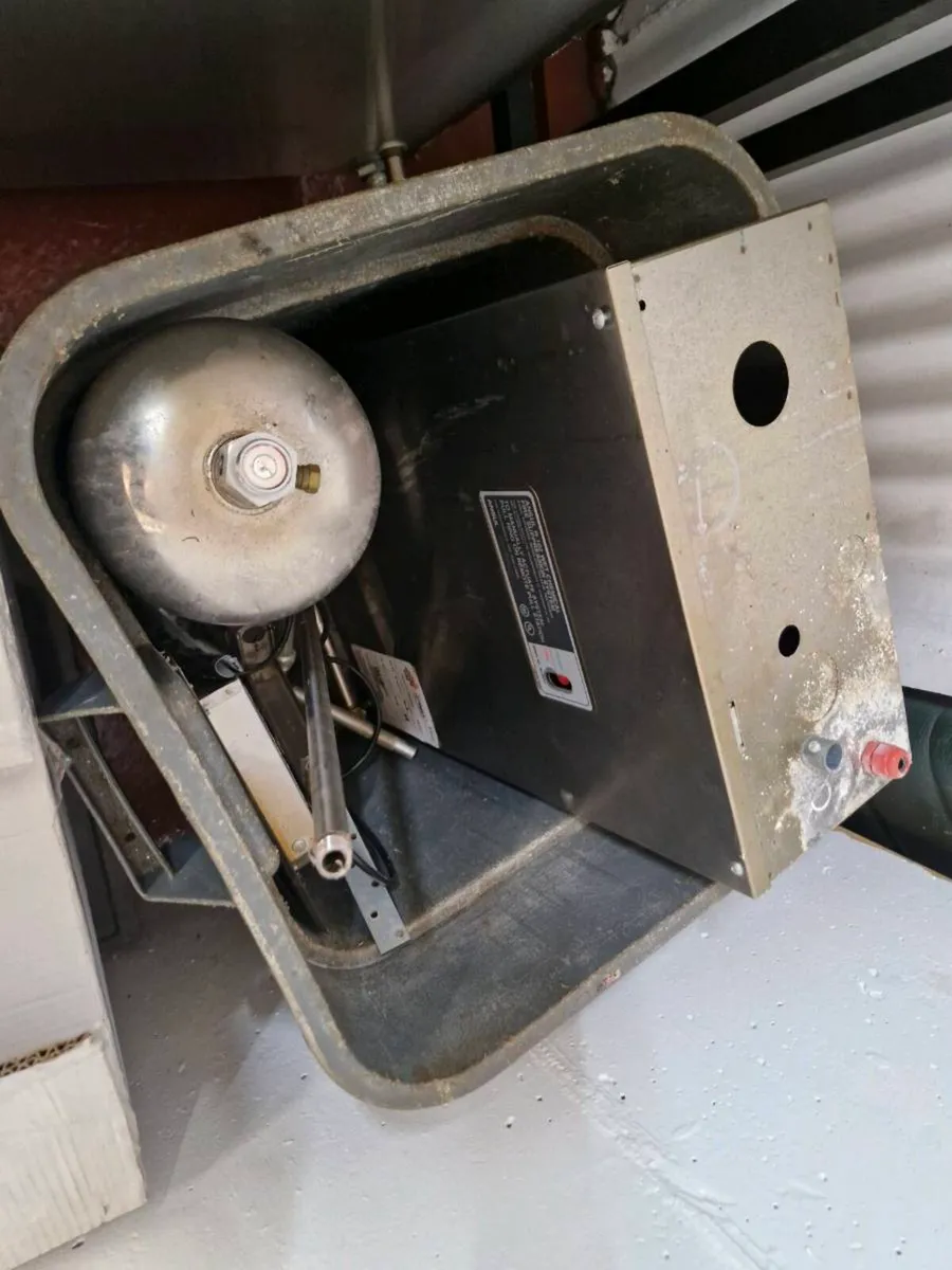 Commercial Canopy with Ansul Suppression - Image 3
