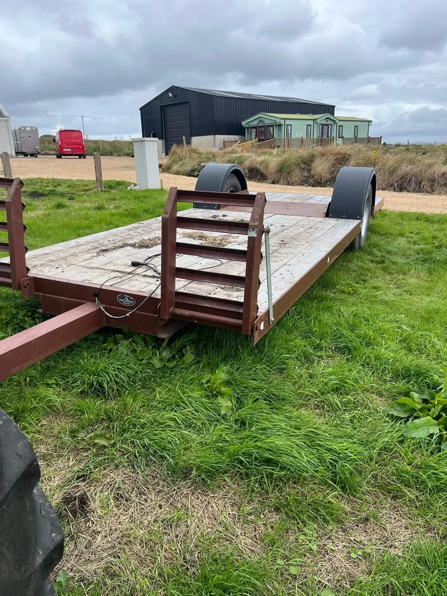 Low loader - Image 2