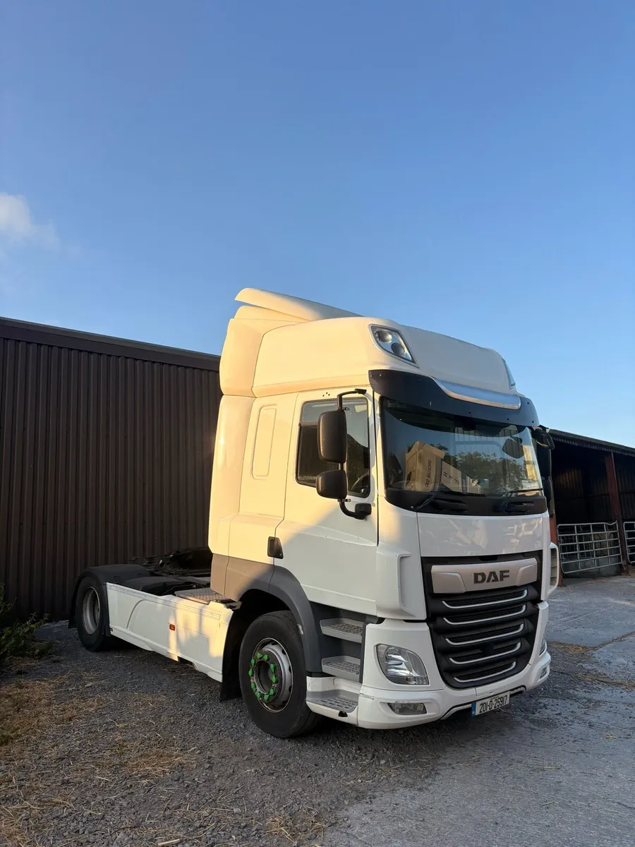 DAF CF - Image 1
