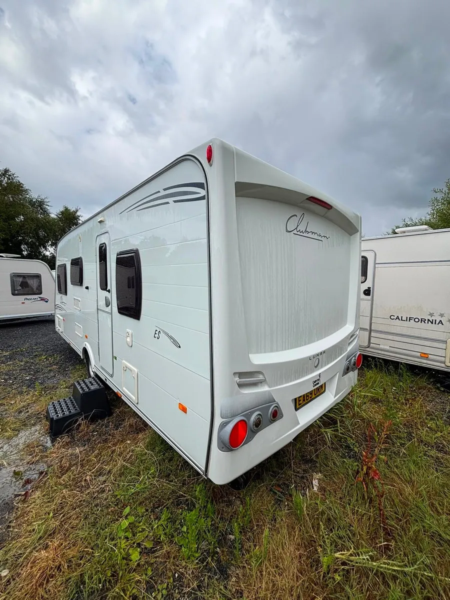 2010 Lunar Clubman 4 Berth Caravan For Sale - Image 4