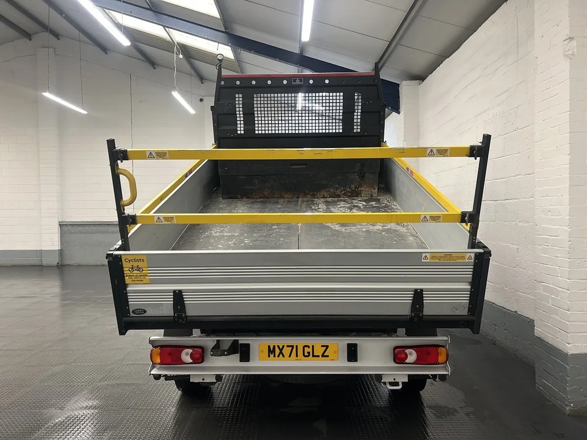 2021 Peugeot Boxer Tipper Van - Image 2