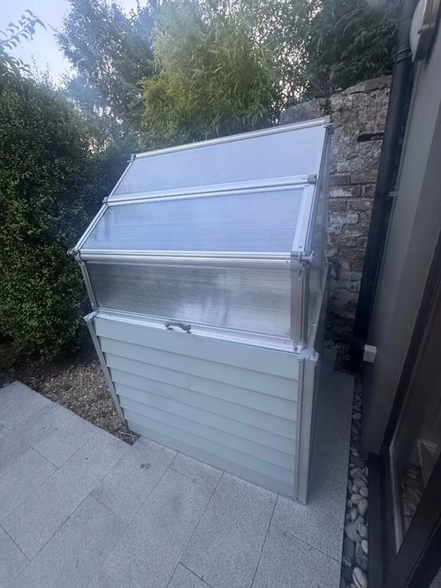 brand new greenhouse - Image 2
