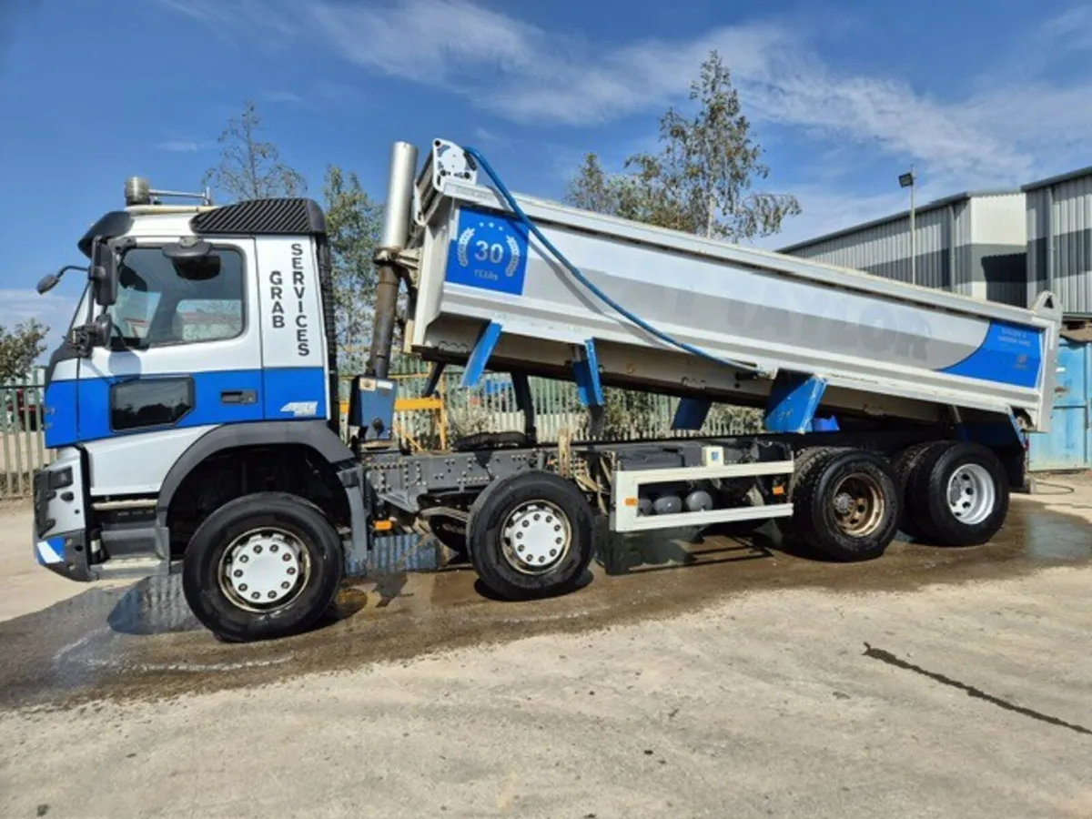 2020 Volvo FMX420 8x4 Steel Tipper - Image 4