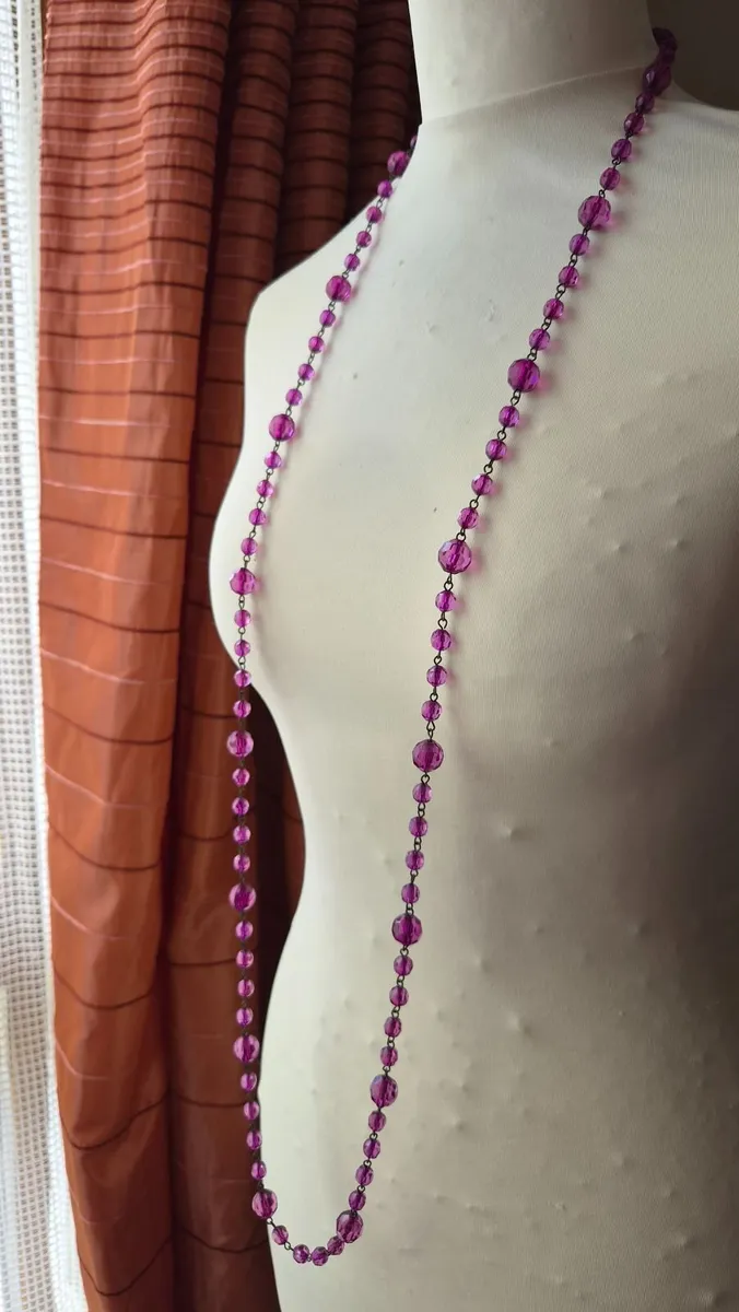 Long pink necklace - Image 1