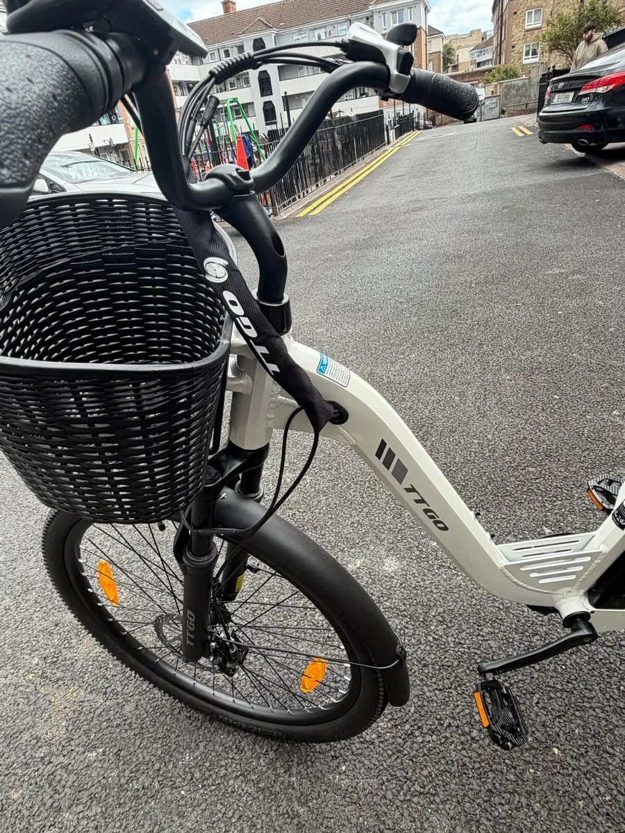 E bike - Image 4